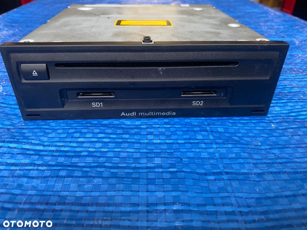 RADIO  RADIOODTWARZACZ CZYTNIK NAWIGACJI MMI KART SD AUDI A6 C6 LIFT 4E0035666D ORYGINAŁ - 2