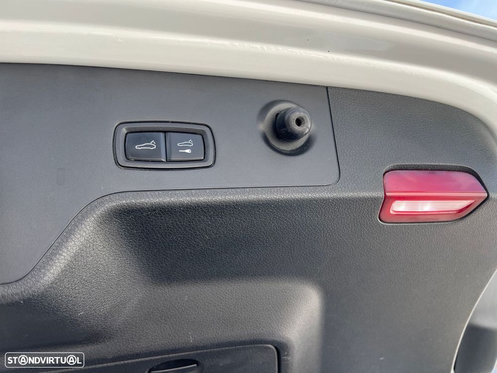 Porsche Panamera Sport Turismo - 36