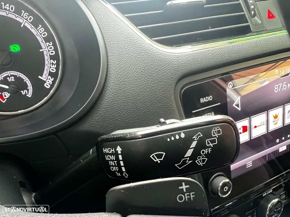 Skoda Octavia 1.6 TDI Style DSG - 39