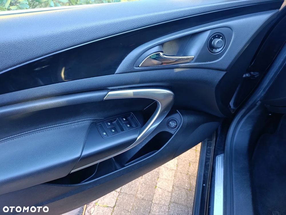 Opel Insignia 2.0 CDTI ecoFLEX Business Cosmo - 29