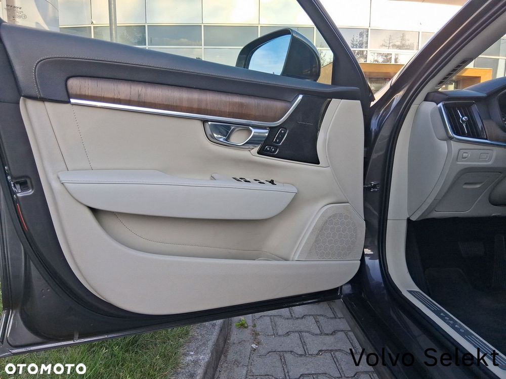Volvo S90 - 17