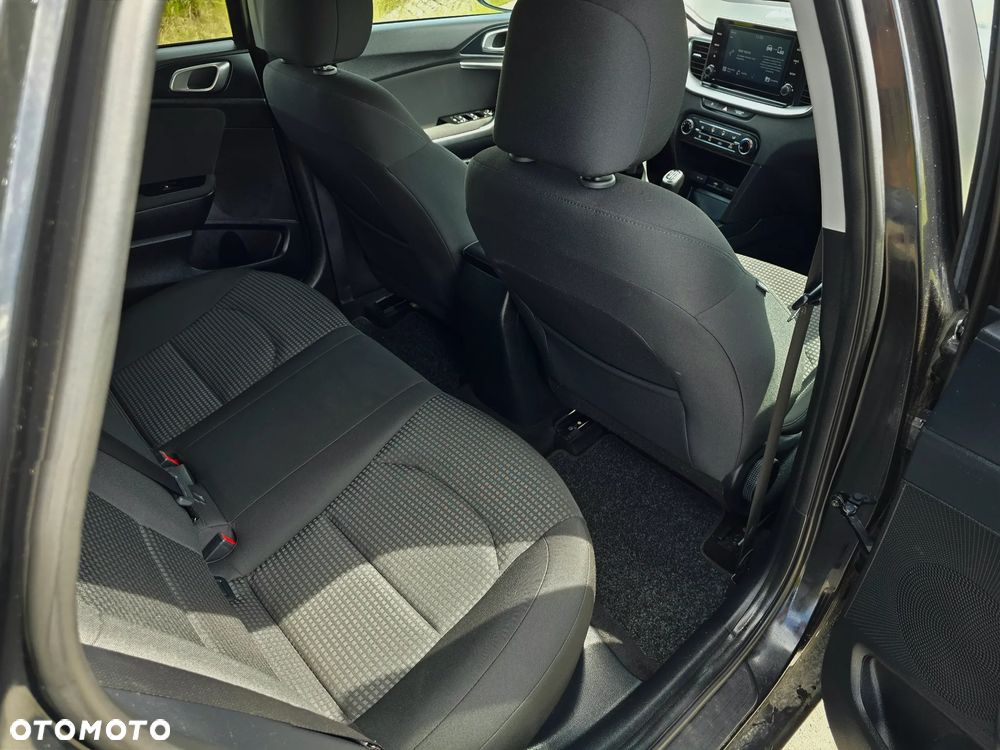 Kia Ceed 1.6 CRDi Edition 7 - 16
