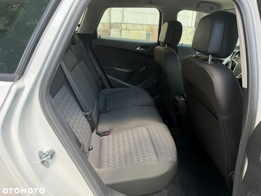 Opel Astra 1.4 Turbo Active - 29