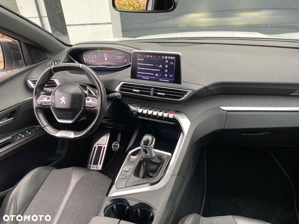 Peugeot 5008 - 5