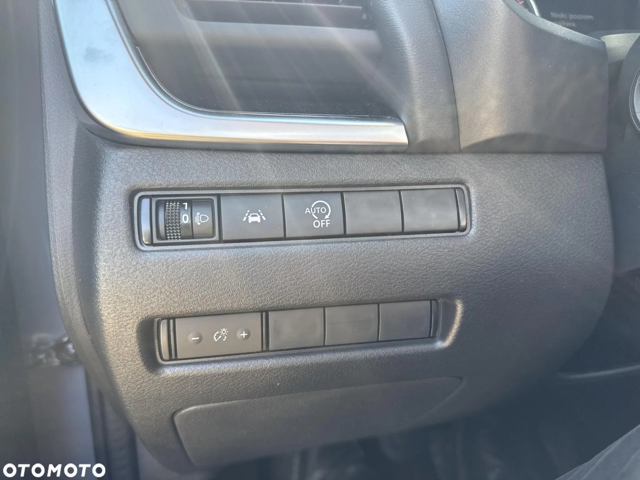 Nissan Qashqai 1.3 DIG-T N-Connecta DCT - 26
