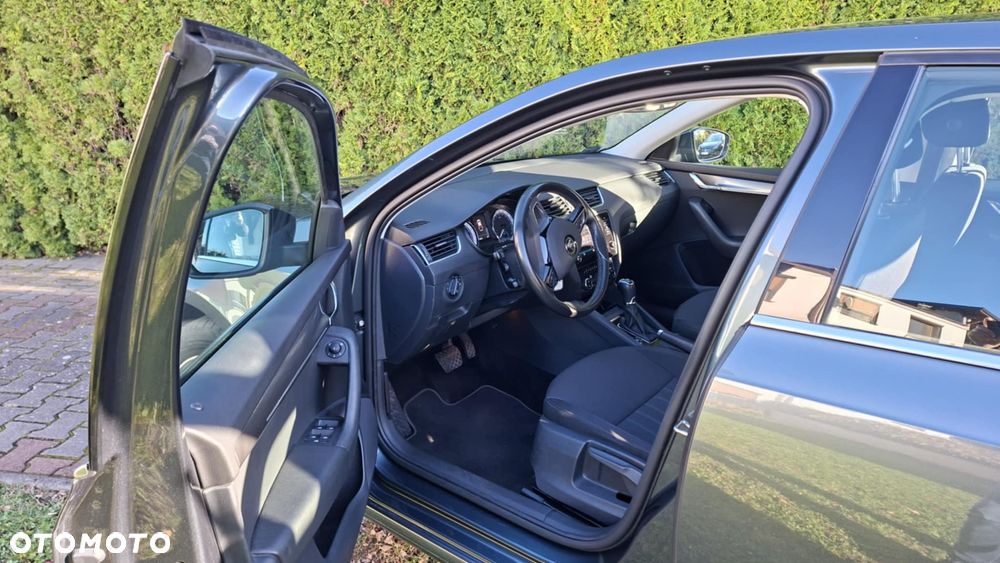 Skoda Octavia 2.0 TDI Style DSG - 12