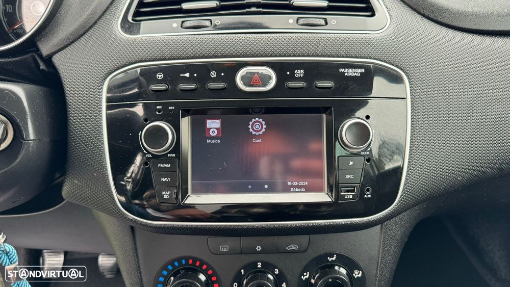 Fiat Punto 1.2 Lounge S&S - 26