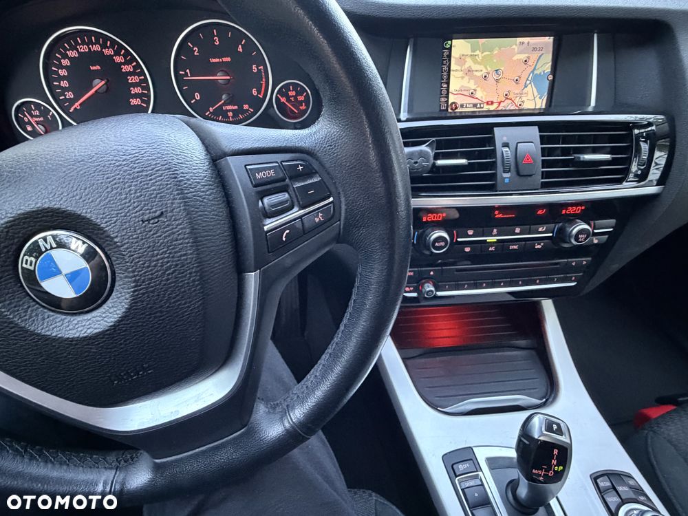 BMW X3 xDrive20d - 12