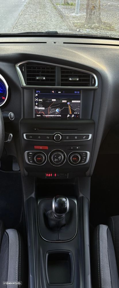 DS DS4 Crossback 1.6 BlueHDi So Chic - 16