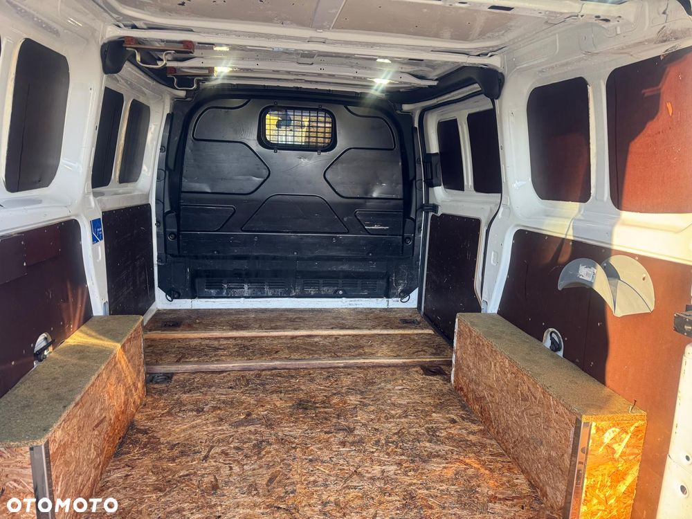 Ford Transit Custom - 14