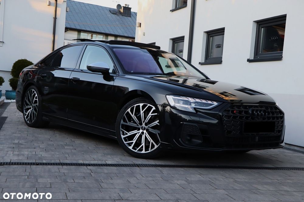 Audi S8 - 3