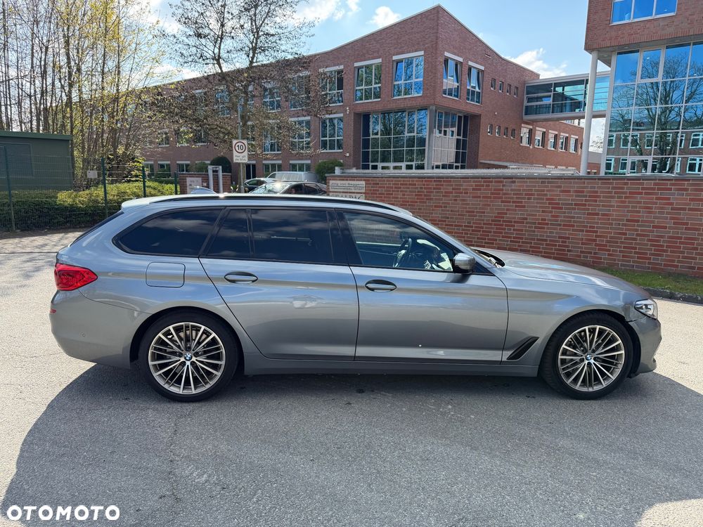 BMW Seria 5 530d Sport Line sport - 6