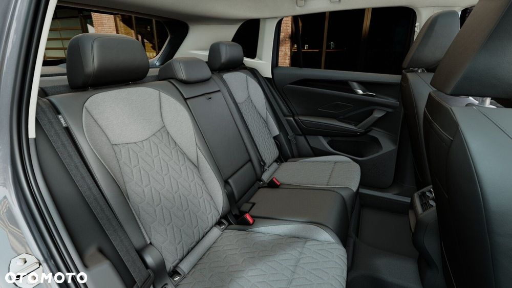 Volkswagen Tiguan - 13