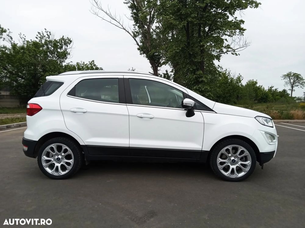Ford EcoSport 1.5 EcoBlue Titanium - 11
