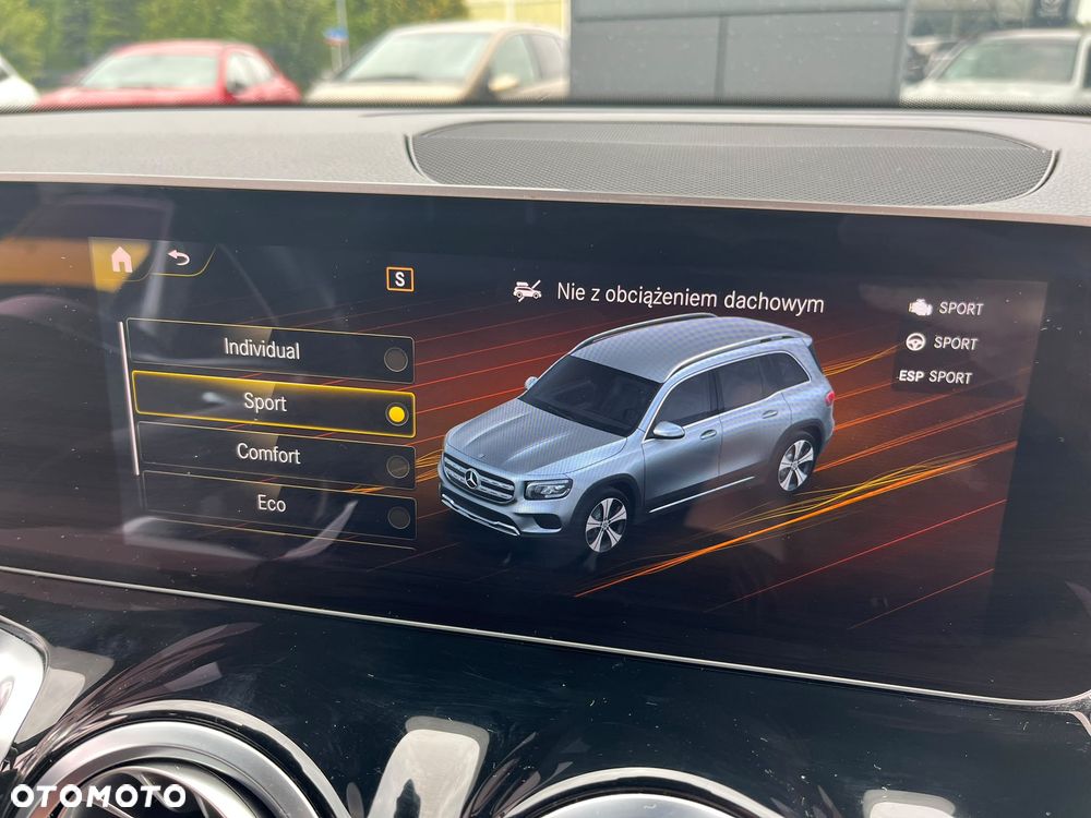 Mercedes-Benz GLB 250 4-Matic 8G-DCT - 26