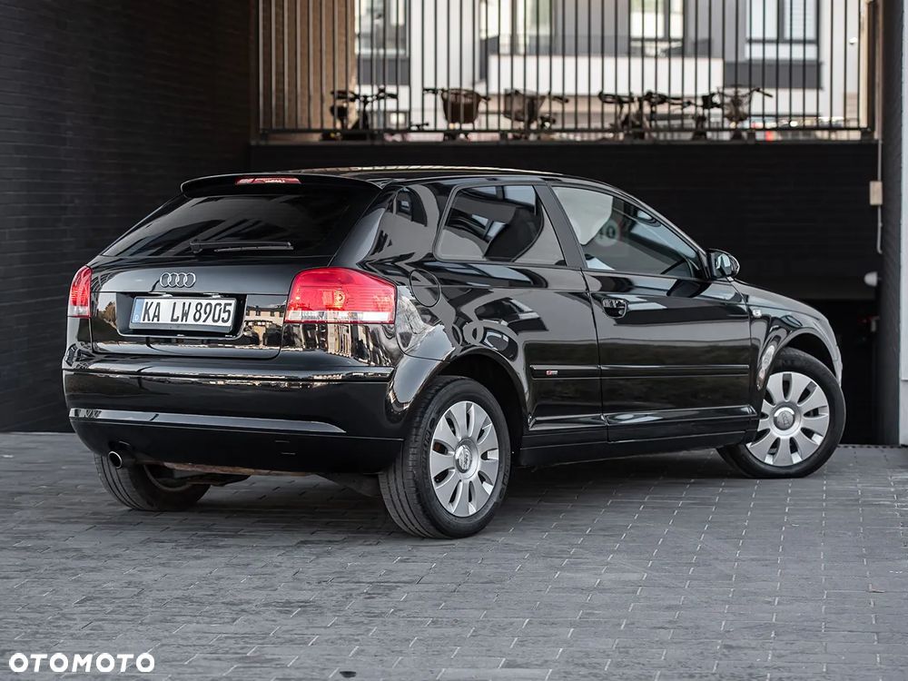 Audi A3 3-drzwiowe 1.6 S Line Sportpaket plus - 13