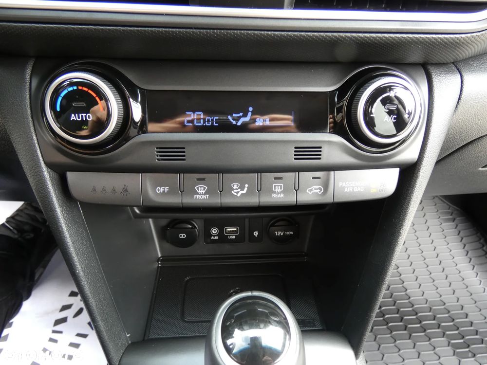 Hyundai Kona 1.6 T-GDI Premium DCT - 27