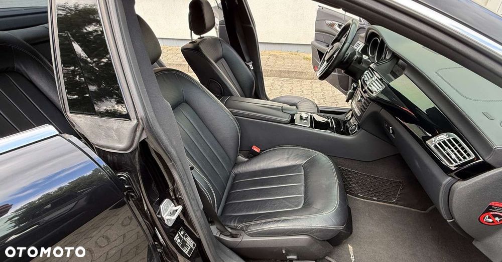 Mercedes-Benz CLS - 19