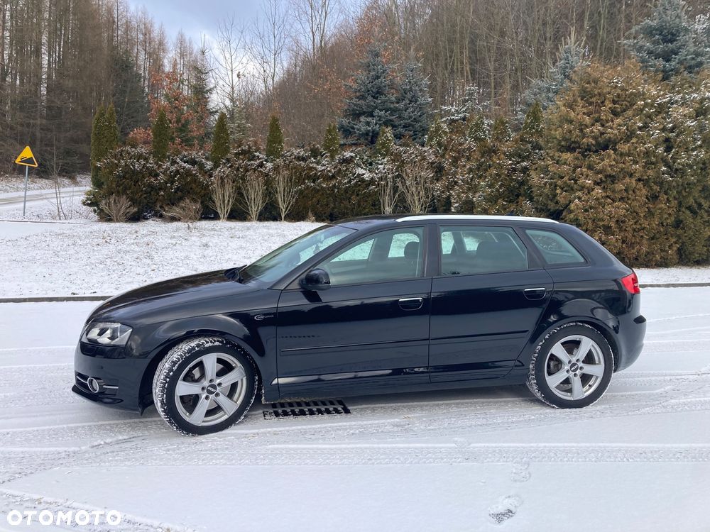 Audi A3 Sportback 2.0 TDI DPF Quattro Ambiente - 5