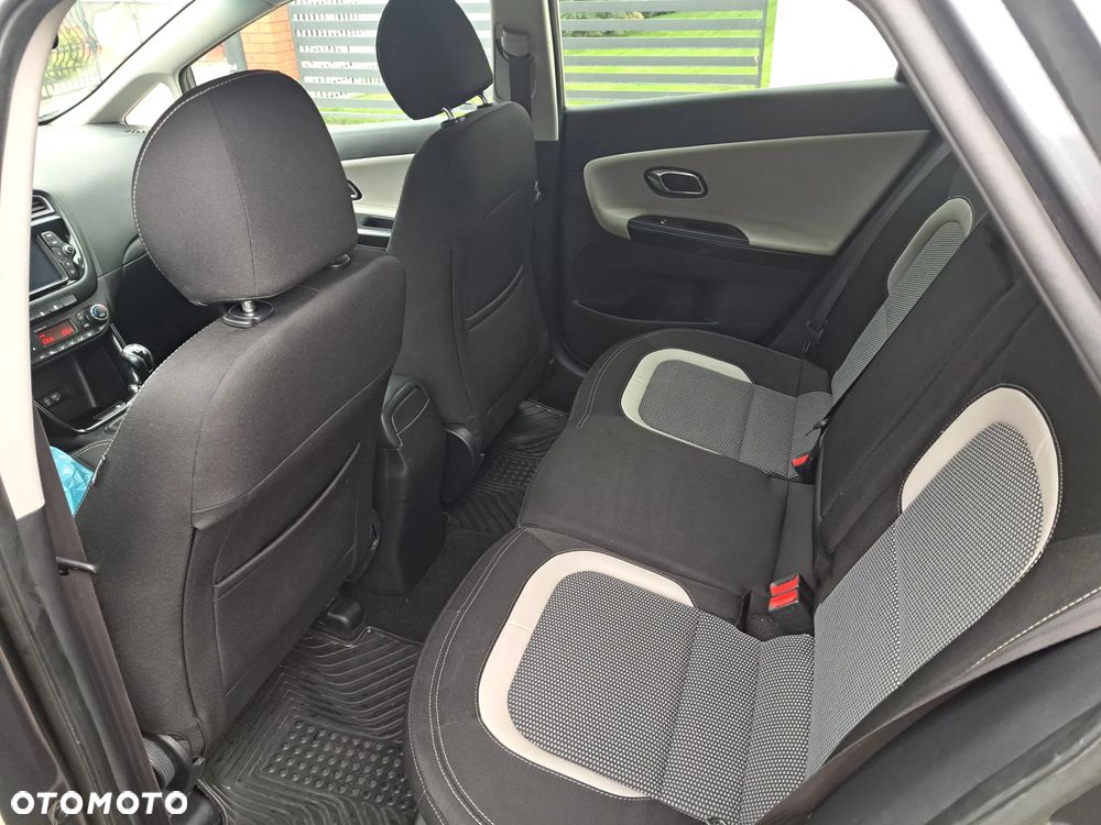 Kia Ceed 1.4 L Business Line - 14