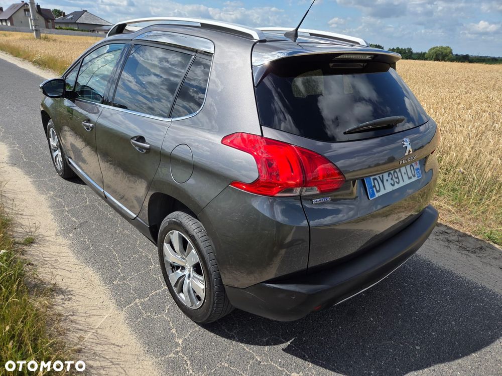 Peugeot 2008 1.6 BlueHDi Allure - 4