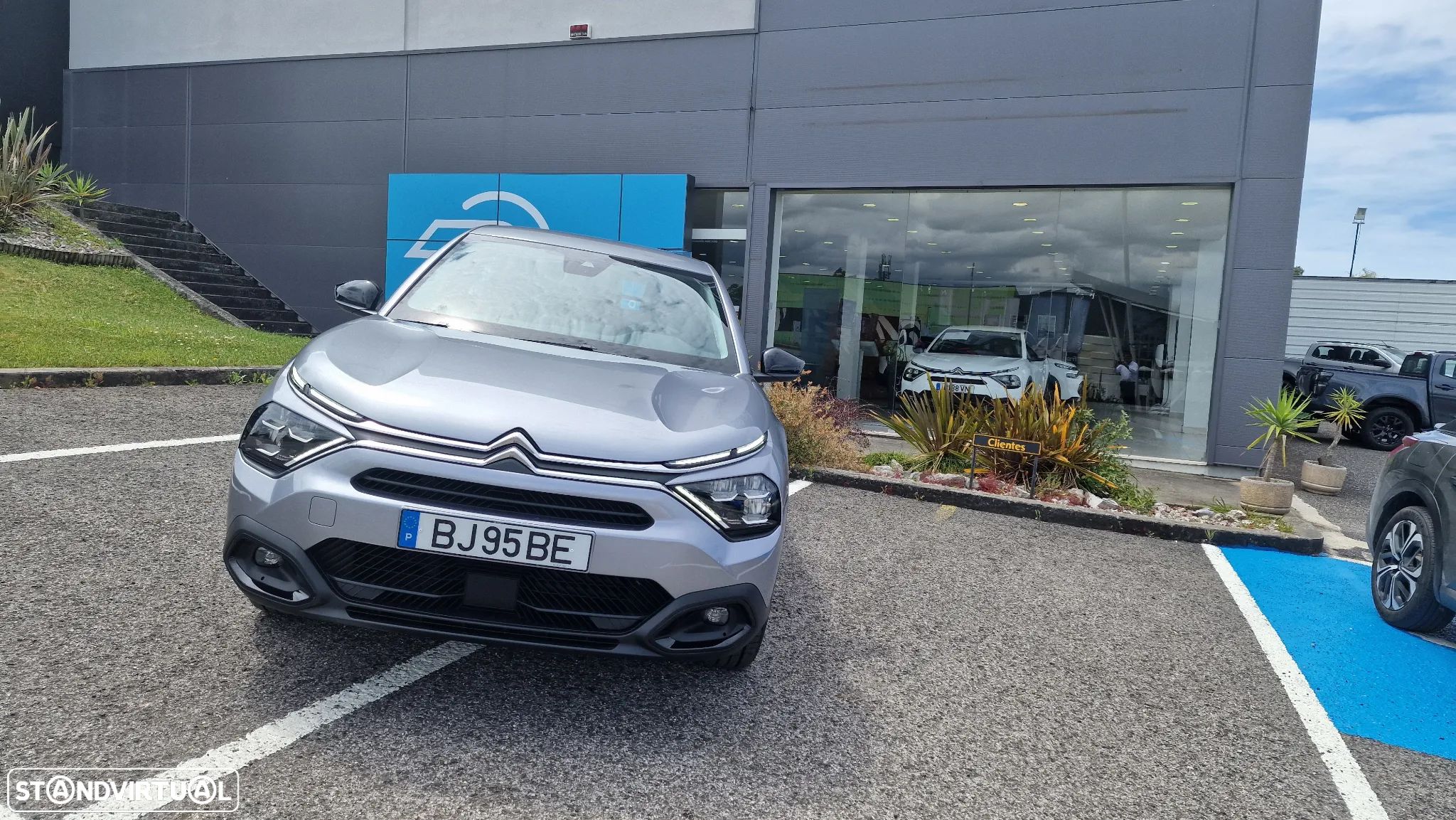 Citroën e-C4 50 kWh Plus - 1