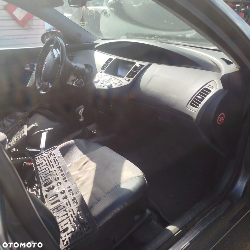 Nissan Primera P12 na części - 5