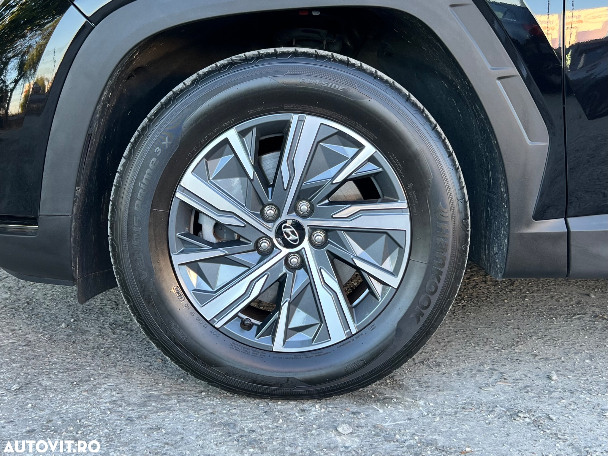 Hyundai Tucson 1.6 T-GDi HEV 2WD Advantage - 32