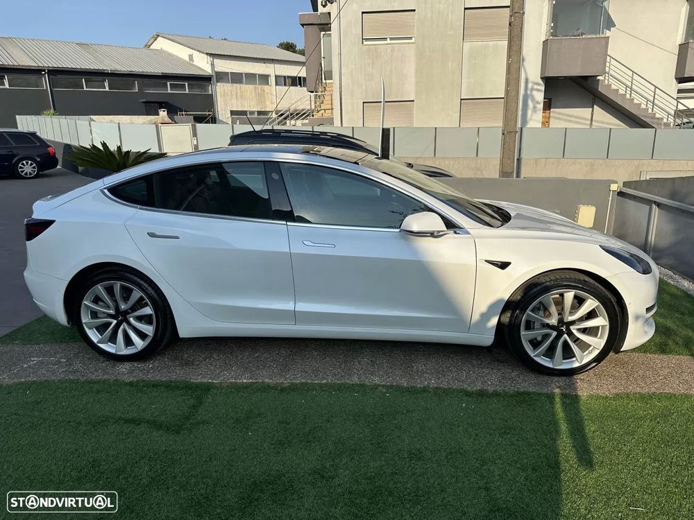 Tesla Model 3 Long-Range Dual Motor AWD - 16