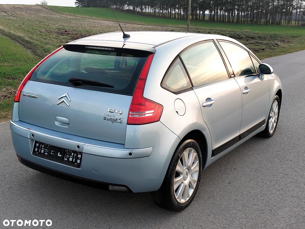 Citroën C4 1.6 16V Exclusive - 10