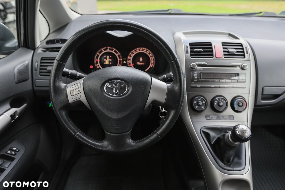 Toyota Auris 1.6 VVT-i Luna - 17