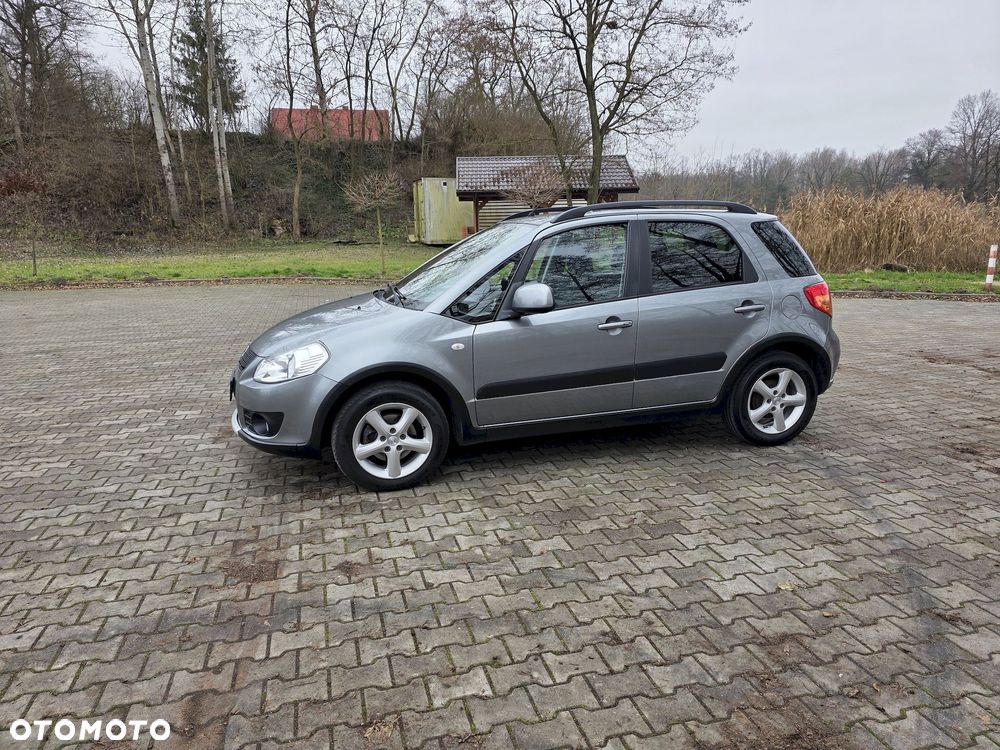 Suzuki SX4 1.6 VVT 4x2 Comfort - 13