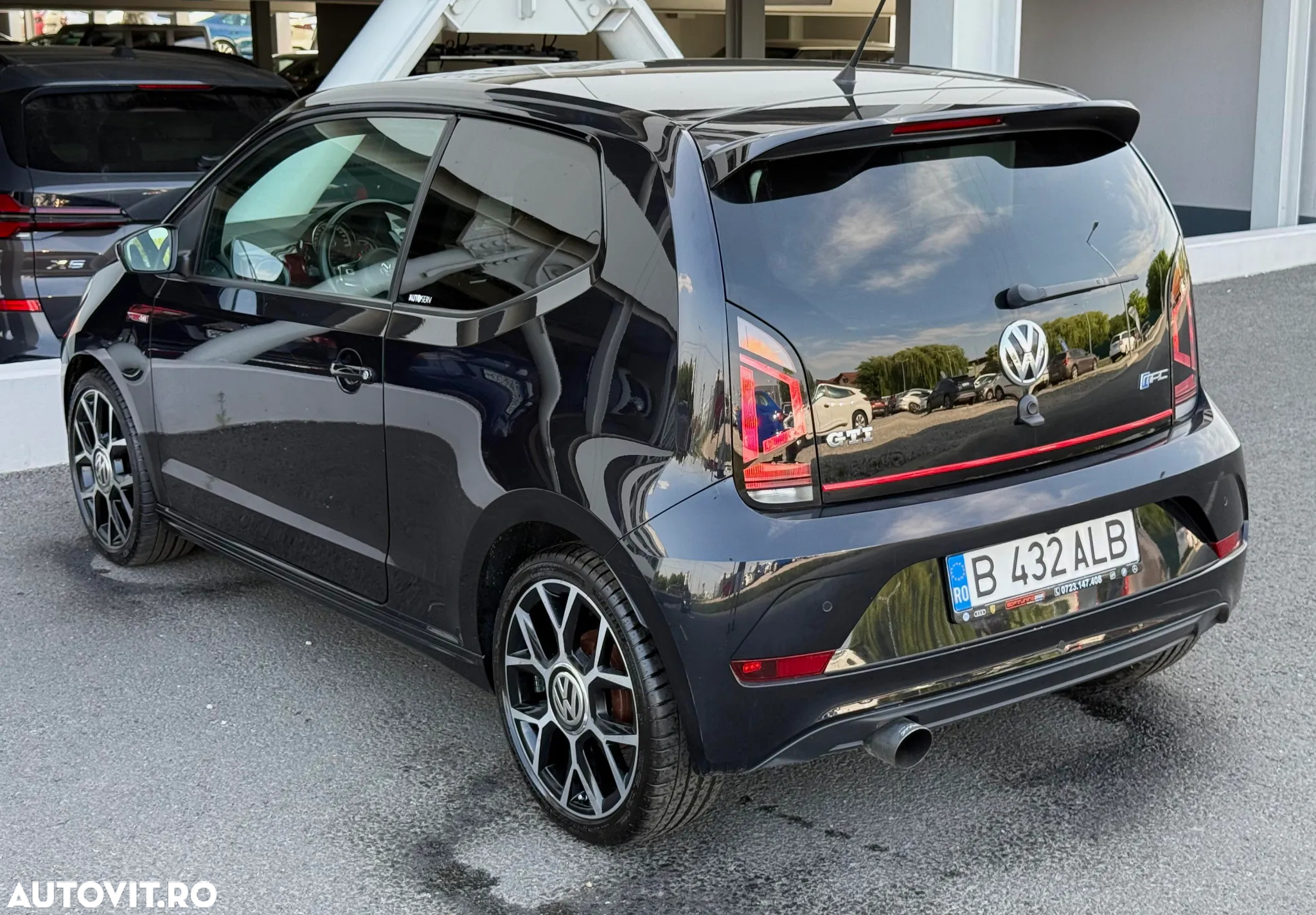 Volkswagen up! GTI - 3