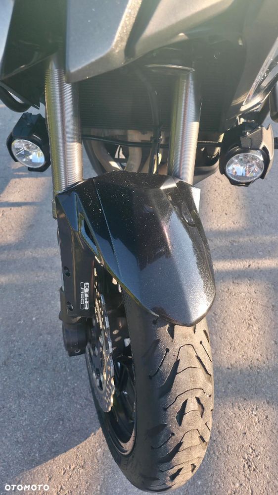 Kawasaki Versys 1000 - 8