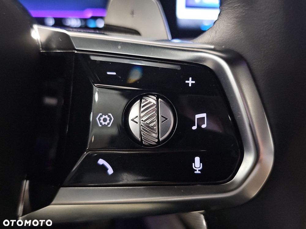 BMW Seria 7 - 16