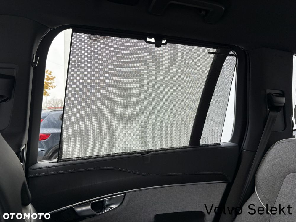 Volvo XC 90 - 25