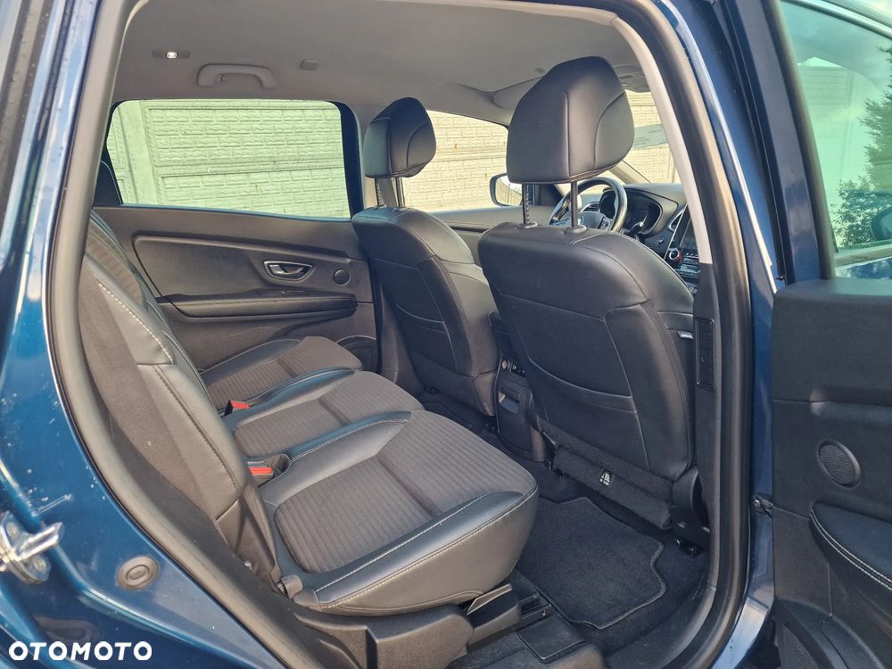 Renault Scenic TCe 140 GPF BOSE EDITION - 19