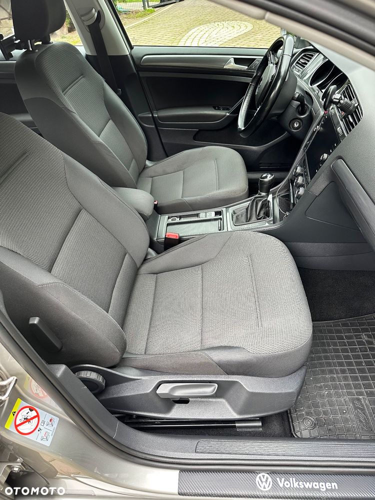 Volkswagen Golf VII 1.6 TDI BMT Comfortline - 14