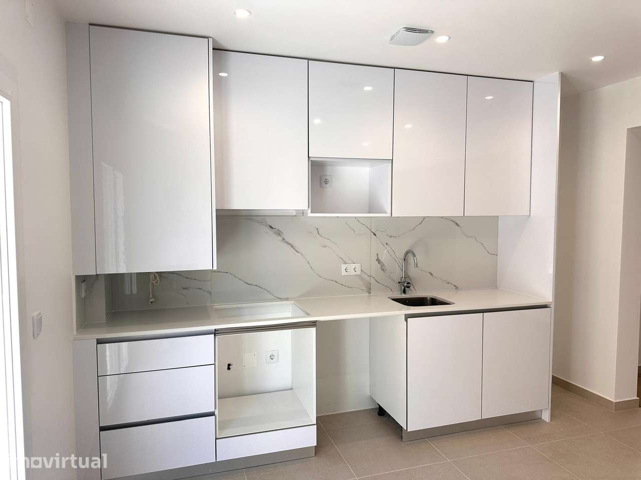 Apartamento T2 - Leiria - Grande imagem: 2/18