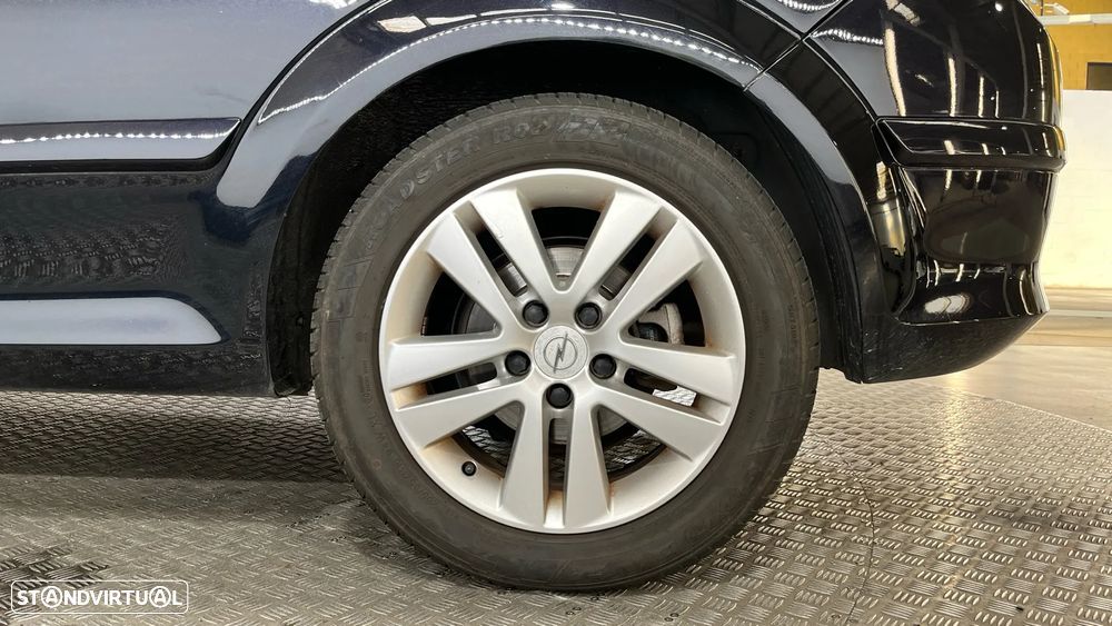 Opel Astra GTC 1.3 CDTI - 12