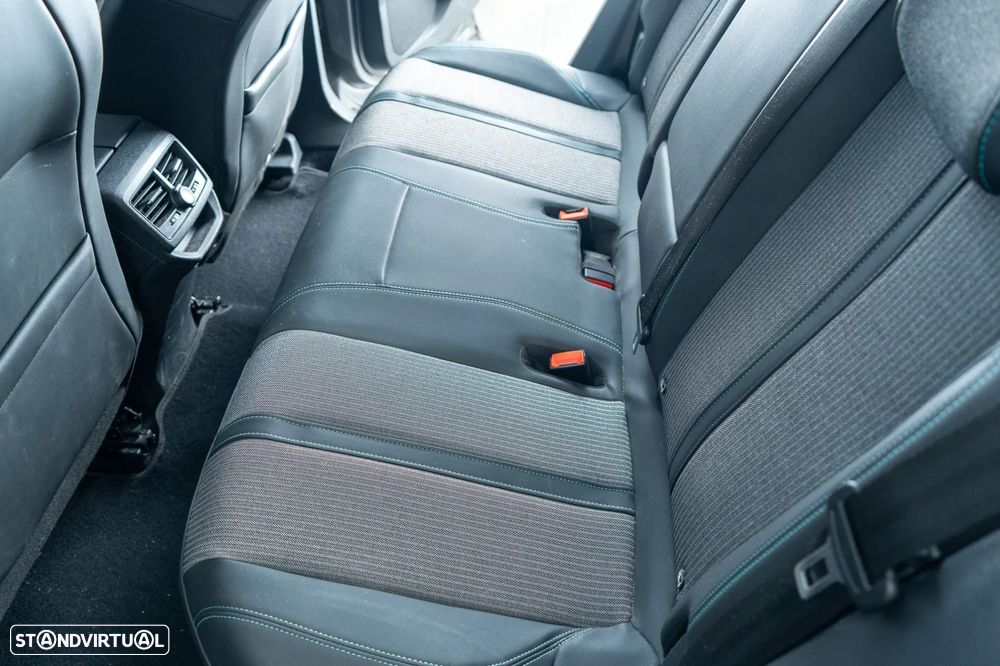 Peugeot 3008 1.6 Hybrid Allure Pack e-EAT8 - 9