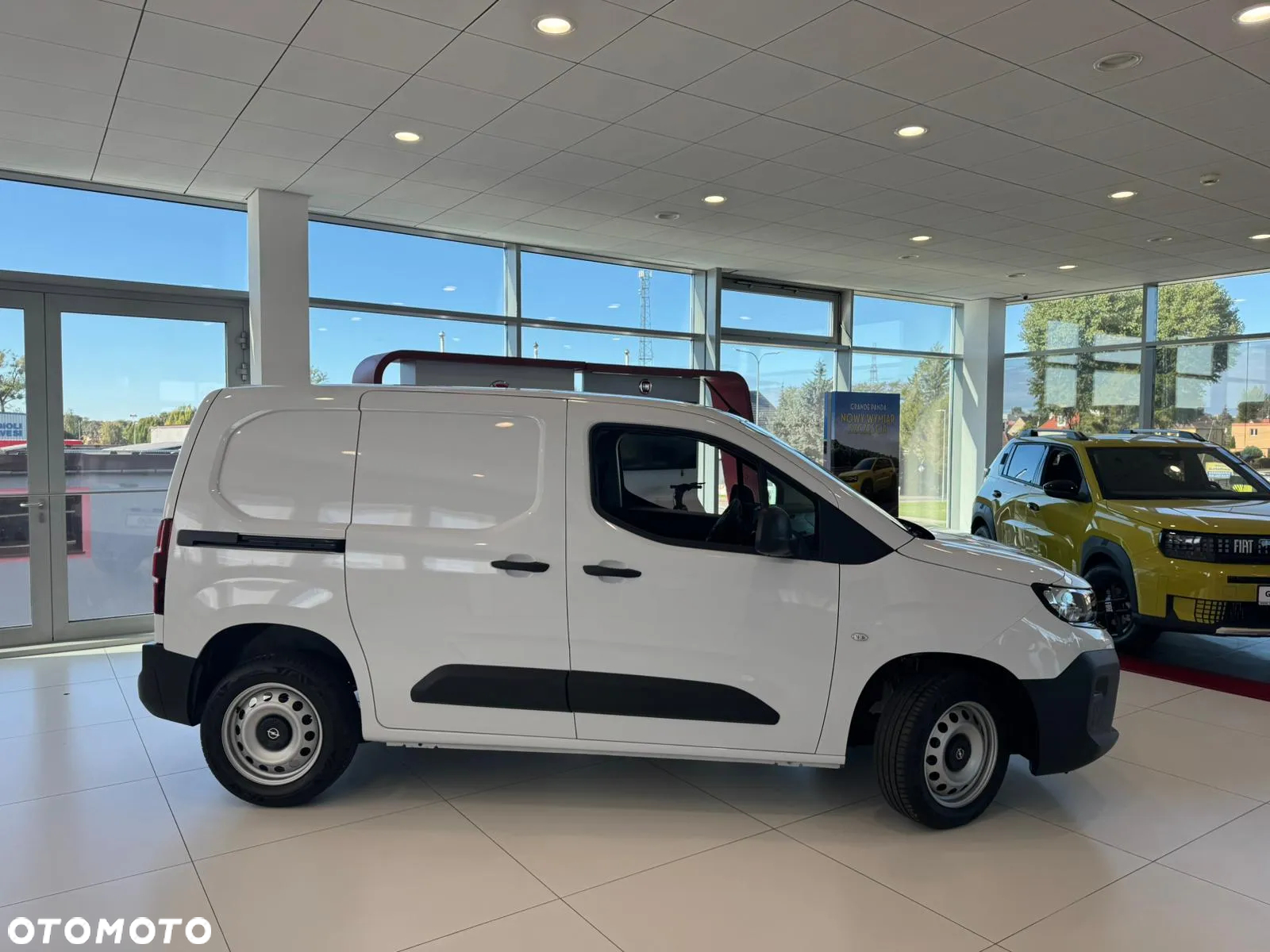 Opel Combo Cargo L1 1000kg 1.5diesel 102km MT6 2025r - 6