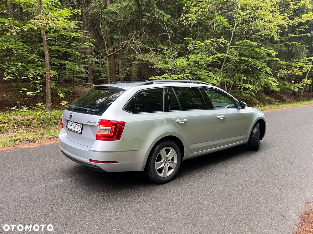 Skoda Octavia 1.5 TSI ACT Ambition DSG - 4