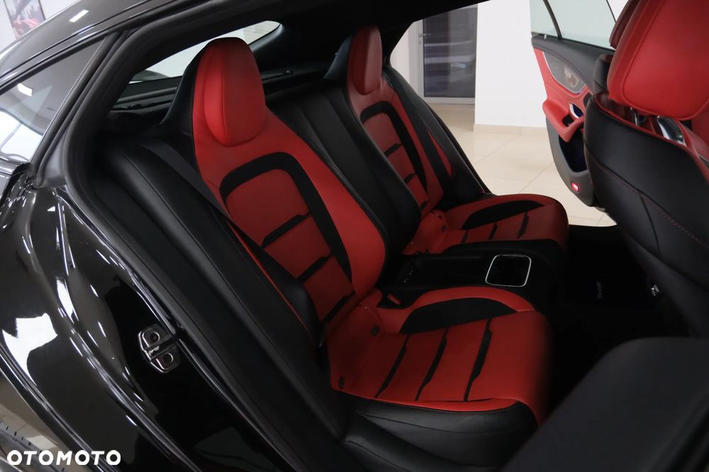 Mercedes-Benz AMG GT - 24