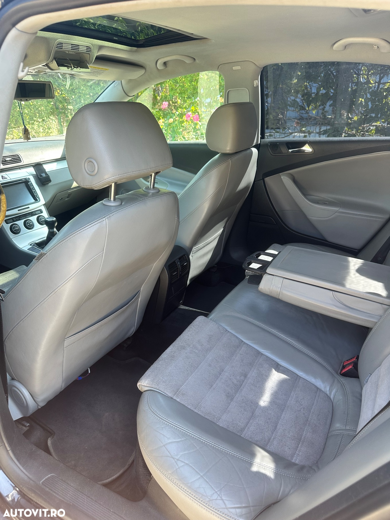 Volkswagen Passat Variant 2.0 TDI Highline DPF 4Motion - 21