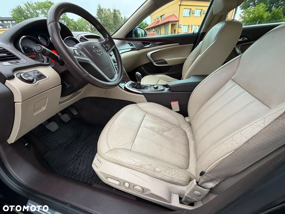 Opel Insignia 2.0 CDTI - 17