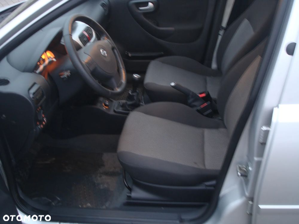 Opel Corsa 1.2 16V NJoy - 17