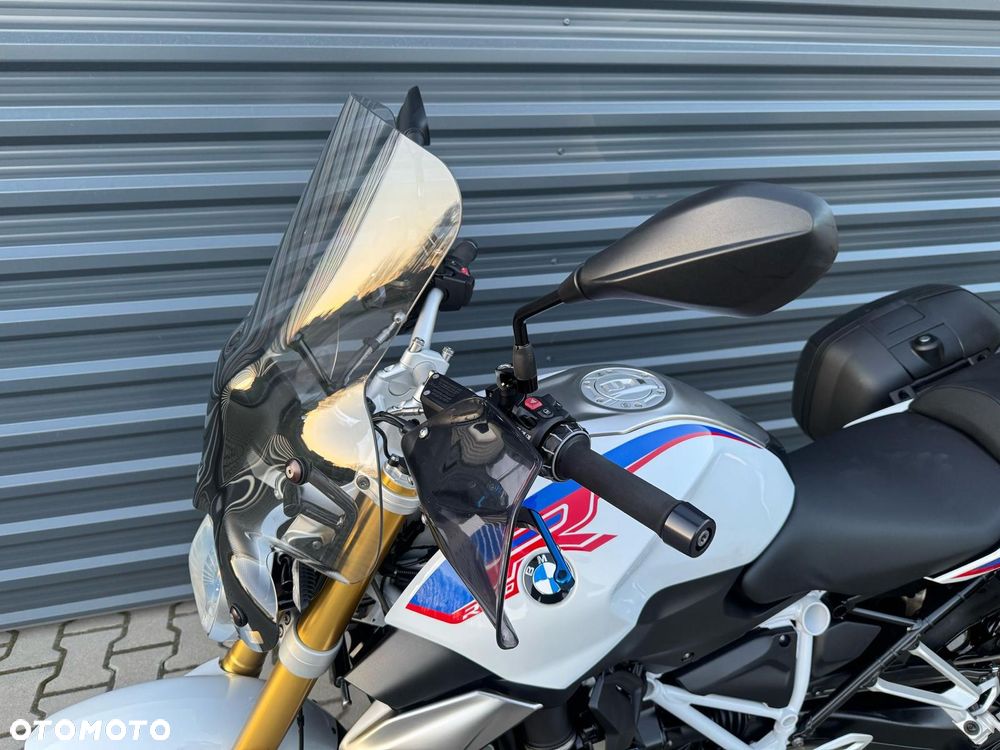 BMW R - 19