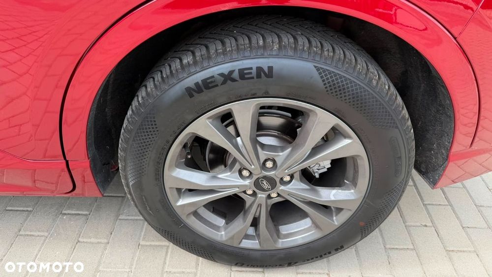 Ford Kuga 2.0 EcoBlue AWD ST-Line - 37
