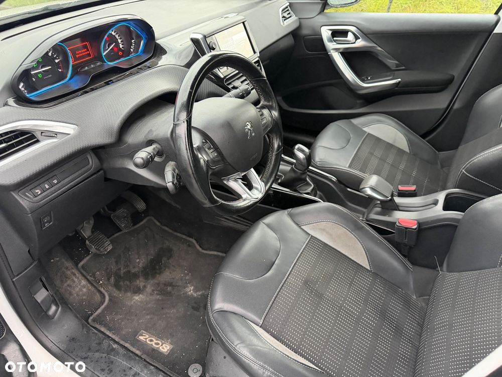 Peugeot 2008 PureTech 110 Stop&Start Crossway - 12